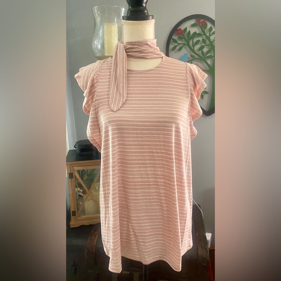 Doe & Rae Pink Striped Ruffle Blouse - Picture 1 of 6